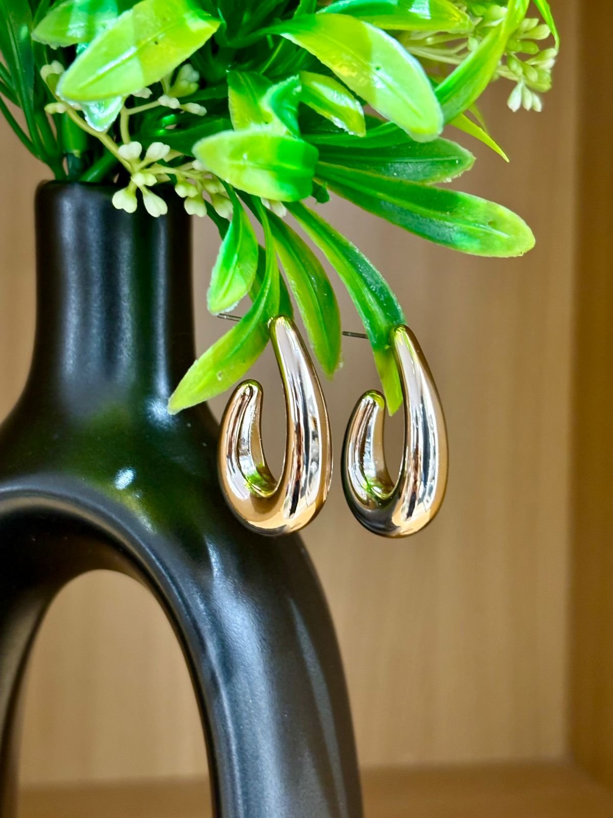 lustre curve hoops lustre curve hoops