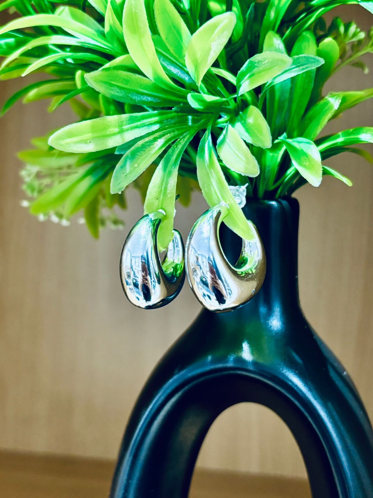 lustre curve hoops lustre curve hoops