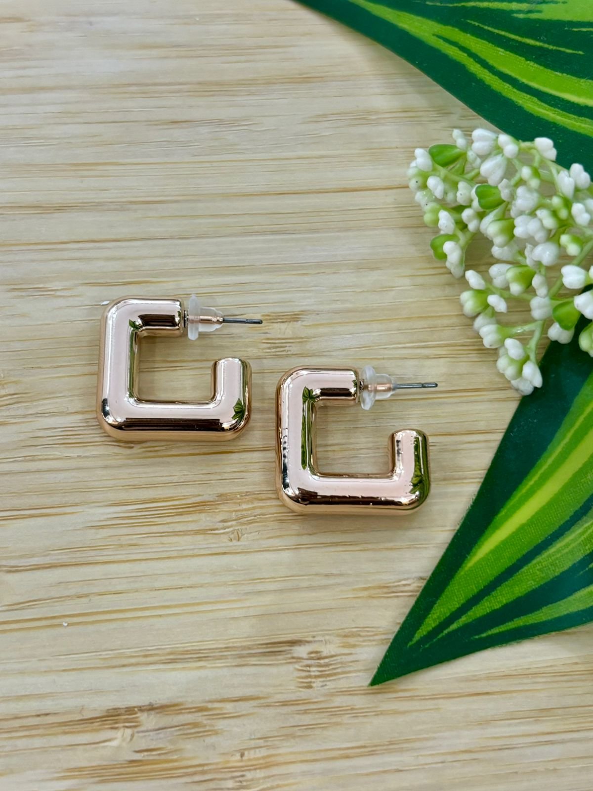 lustre curve hoops lustre curve hoops